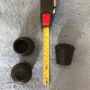 1 inch leg tips black